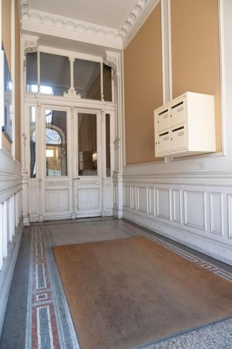Grand Appartement Mulhouse Extérieur photo